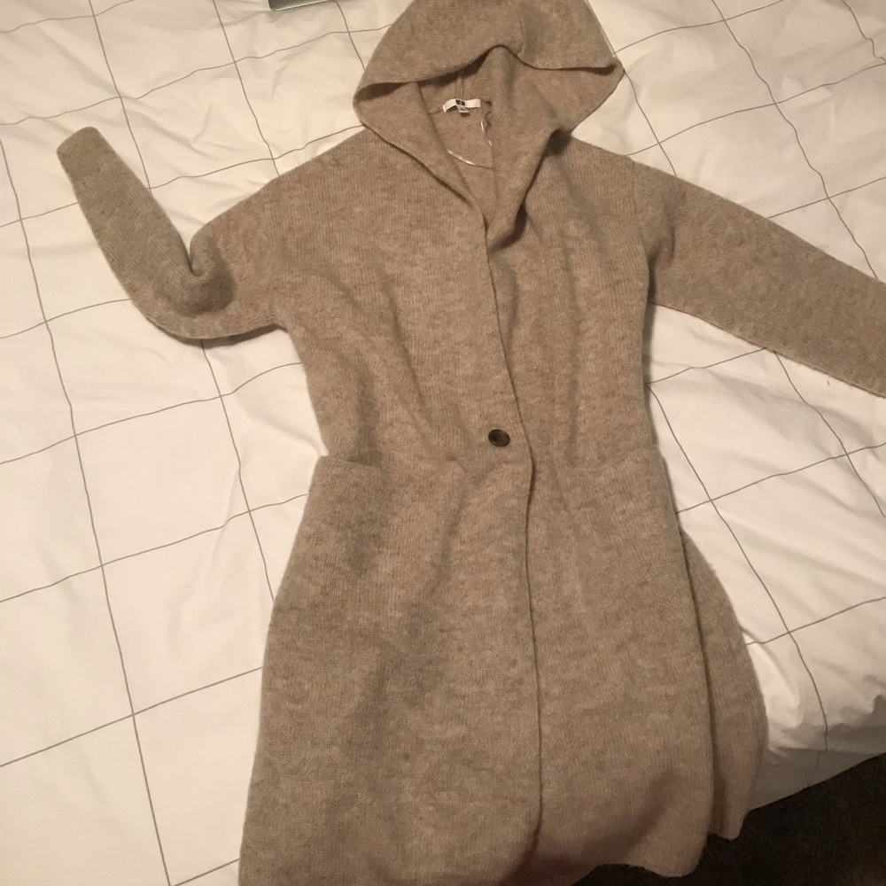 Uniqlo beige 100% wool long cardigan sweater